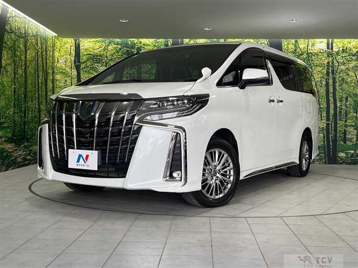 2022 Toyota Alphard Hybrid