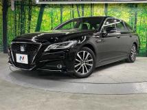 2018 Toyota Crown Hybrid