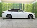 2018 Toyota Crown Hybrid