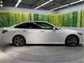 2018 Toyota Crown Hybrid