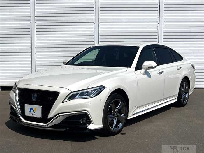 2019 Toyota Crown Hybrid