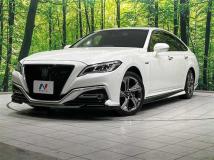 2019 Toyota Crown Hybrid