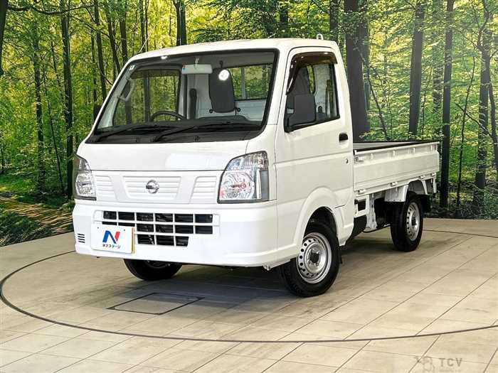 2017 Nissan NT100Clipper