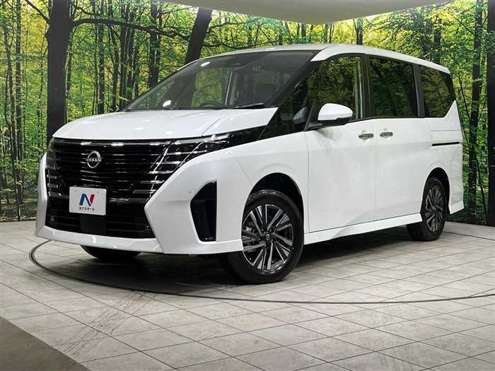 Nissan Serena 2025 — фото 2 купить в Москве