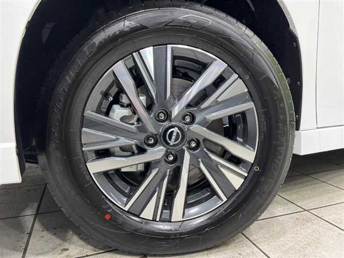 Nissan Serena 2025 — фото 10 купить в Москве