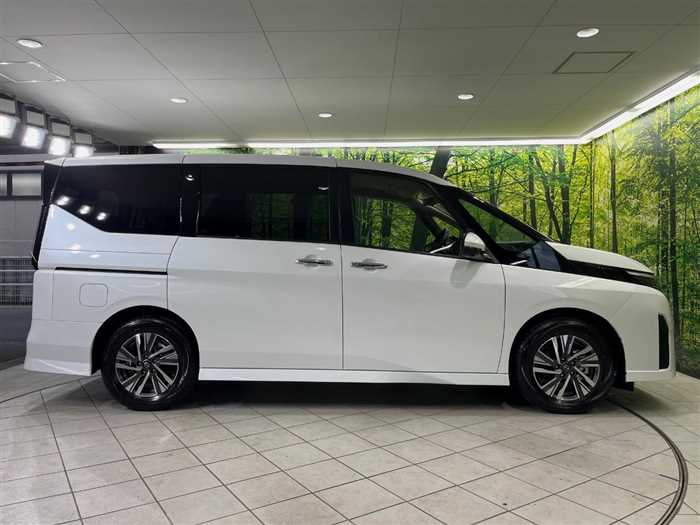 Nissan Serena 2025 — миниатюра 6