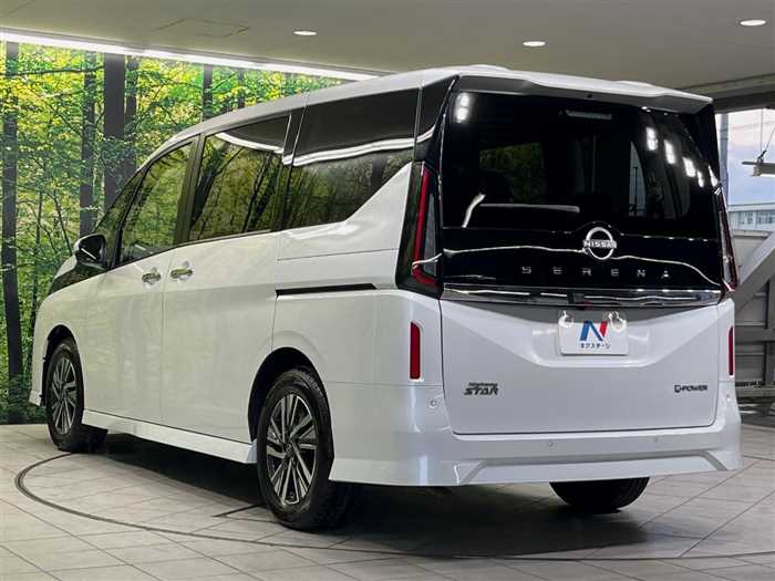 Nissan Serena 2025 — миниатюра 9