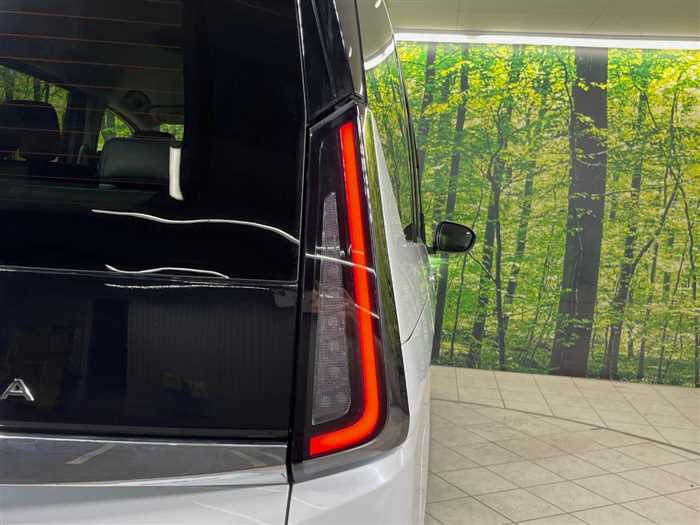 Nissan Serena 2025 — миниатюра 11