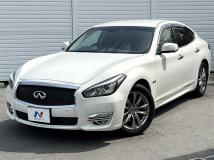 2015 Nissan FUGA HYBRID