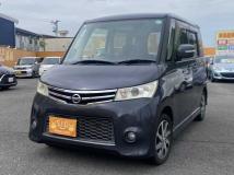 2011 Nissan ROOX