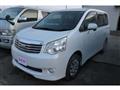 2011 Toyota Noah
