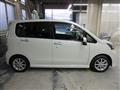 2013 Daihatsu Move Custom