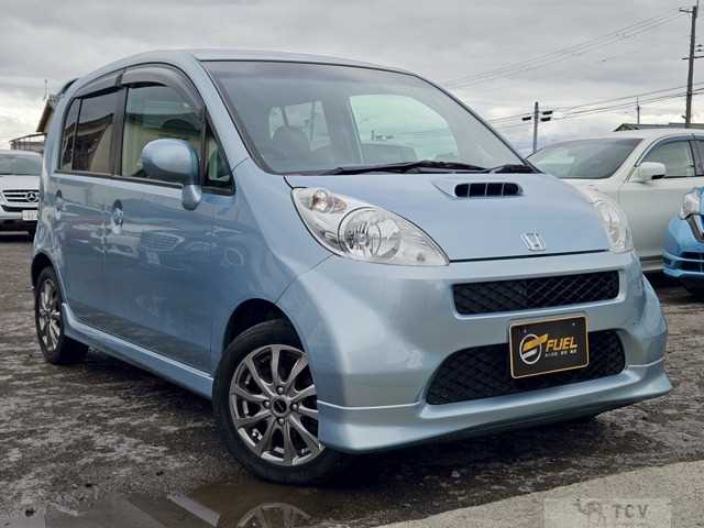 2005 Honda Life