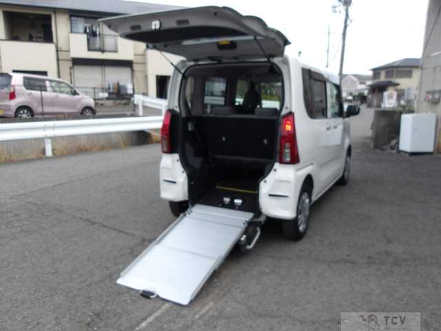 2024 Daihatsu Tanto