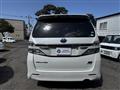 2014 Toyota Vellfire