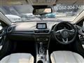2017 Mazda Axela