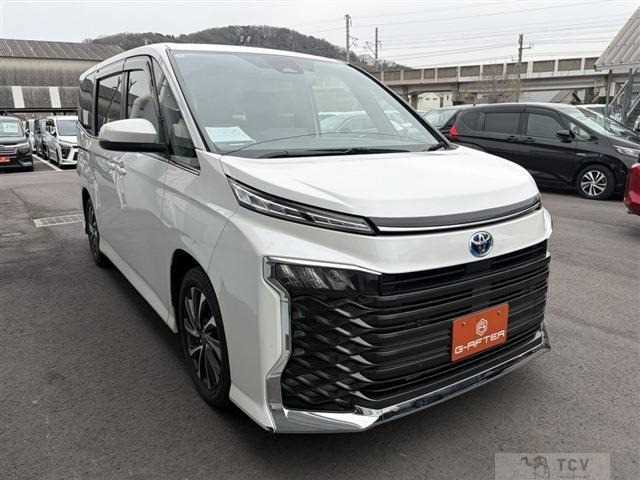 2022 Toyota Voxy
