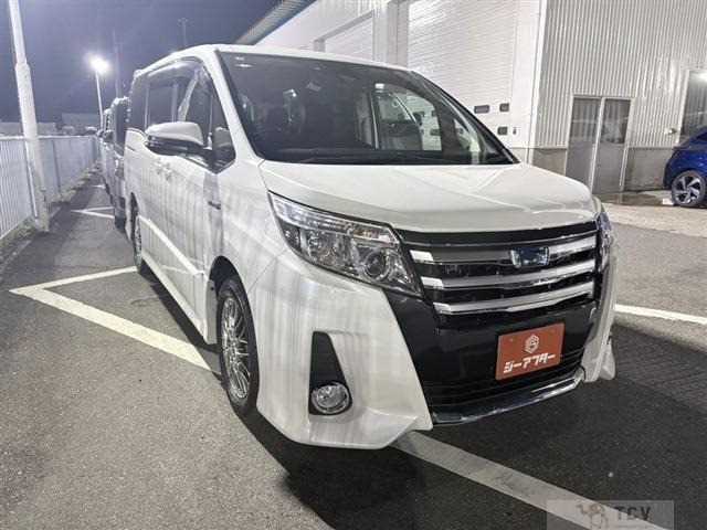 2017 Toyota Noah