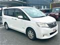 2013 Nissan Serena