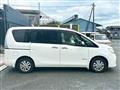 2013 Nissan Serena