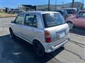 2001 Daihatsu Miragino