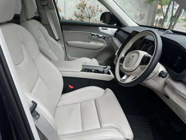Volvo XC90 2025 — фото 10 купить в Москве