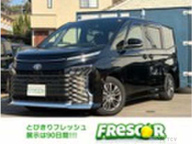 2022 Toyota Voxy