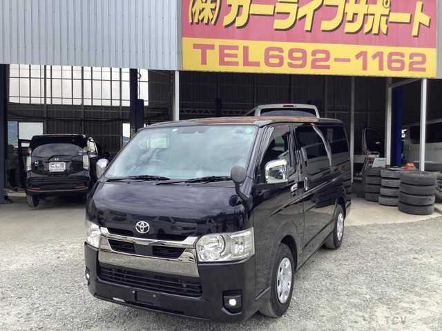 2022 Toyota Hiace Van