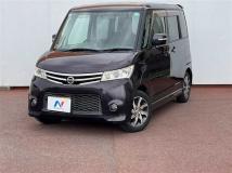 2011 Nissan ROOX