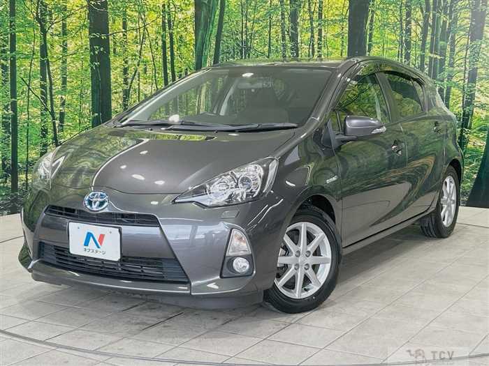 2013 Toyota AQUA