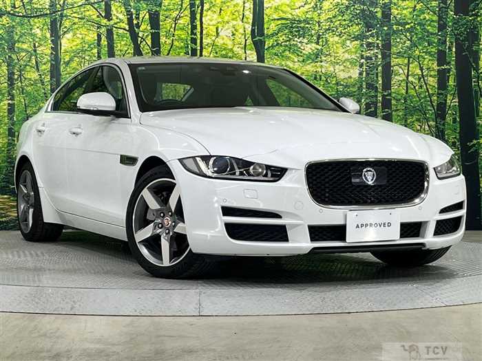 2017 Jaguar XE