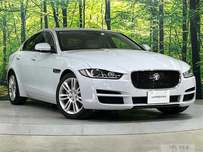 2017 Jaguar XE