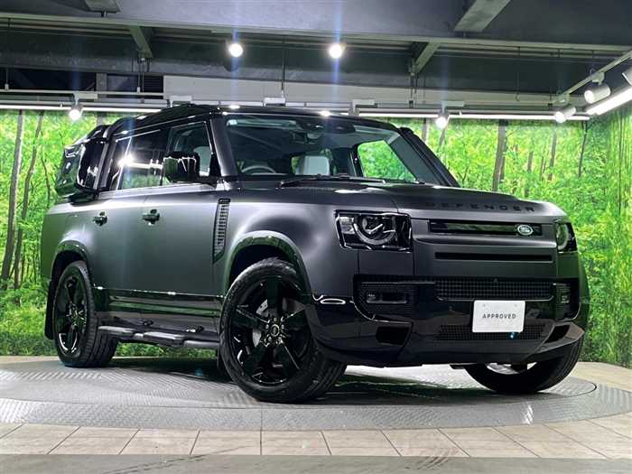 Land Rover Defender 2025 — фото 2 купить в Москве