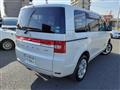2013 Mitsubishi Delica D5
