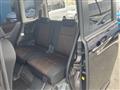 2011 Nissan ROOX