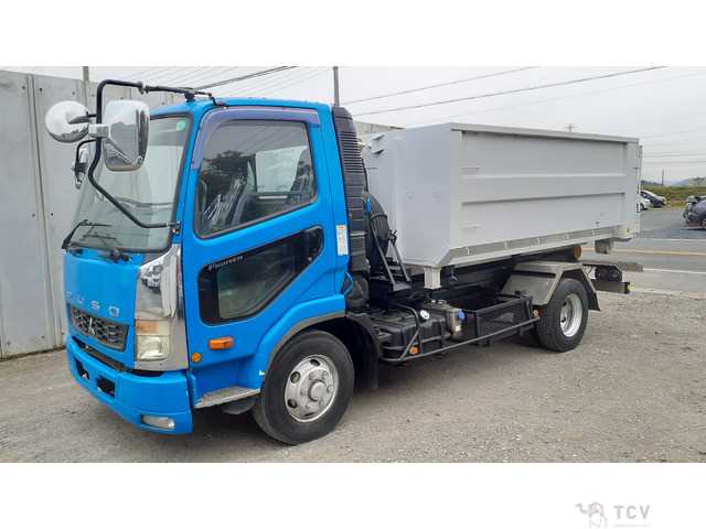 2012 Mitsubishi Fighter