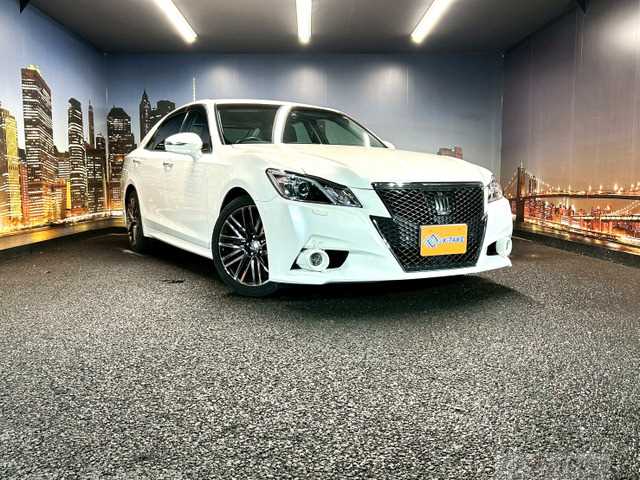 2015 Toyota Crown Athlete Series