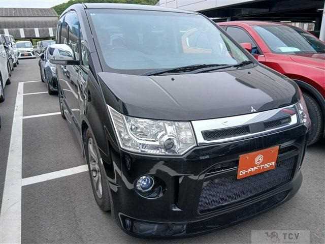 2018 Mitsubishi Delica D5