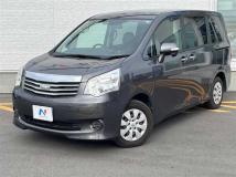 2011 Toyota Noah