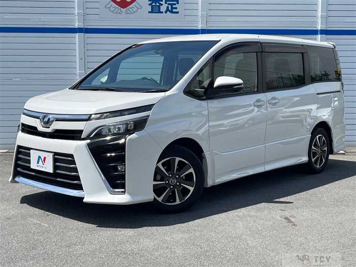 2017 Toyota Voxy