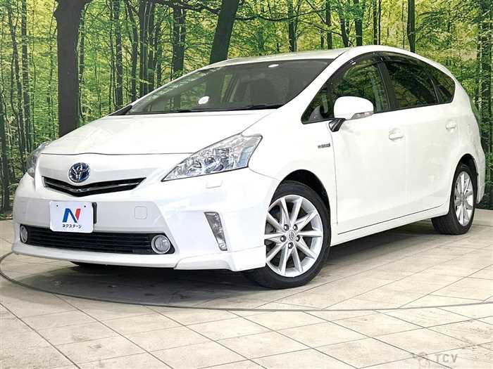 2011 Toyota PRIUS α