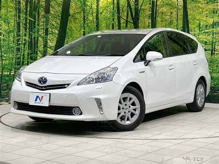 2012 Toyota PRIUS α