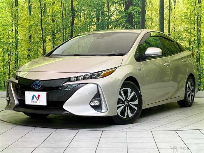 2018 Toyota Prius PHV