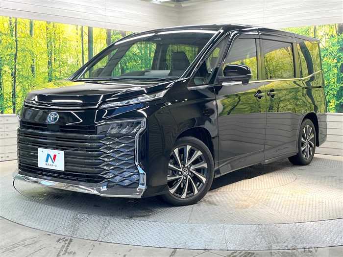2023 Toyota Voxy