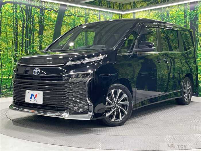 2023 Toyota Voxy