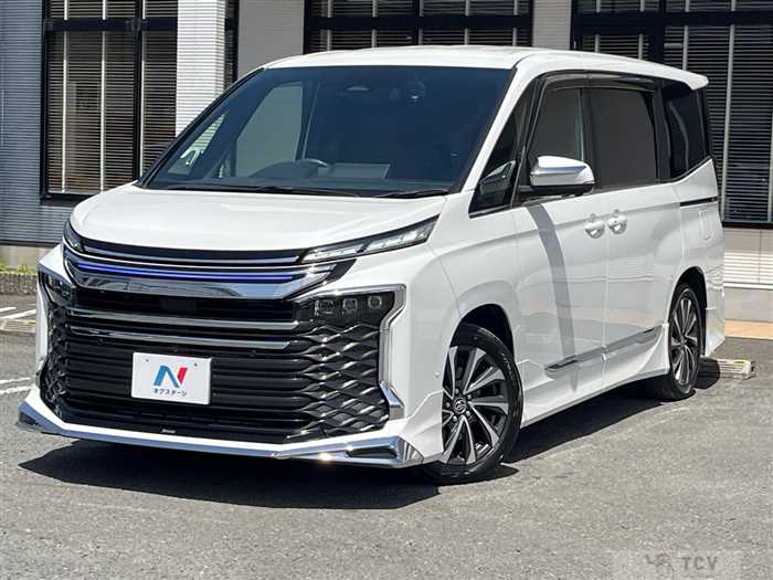 2023 Toyota Voxy
