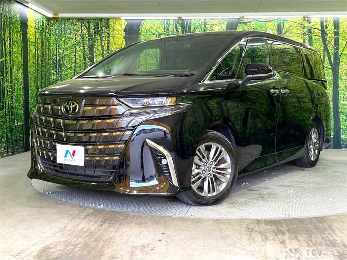2023 Toyota Alphard Hybrid