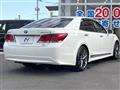 2013 Toyota Crown Hybrid
