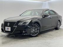 2014 Toyota Crown Hybrid