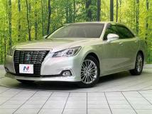 2016 Toyota Crown Hybrid